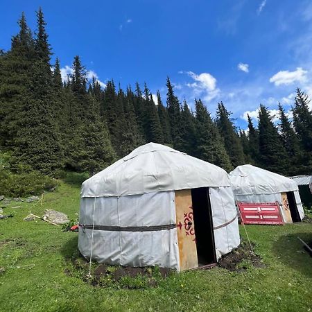Ethno Yurt Camp Arashan Mineral'nyy Istochnik Mineral'nyy Istochnik Altyn-Arasan Esterno foto
