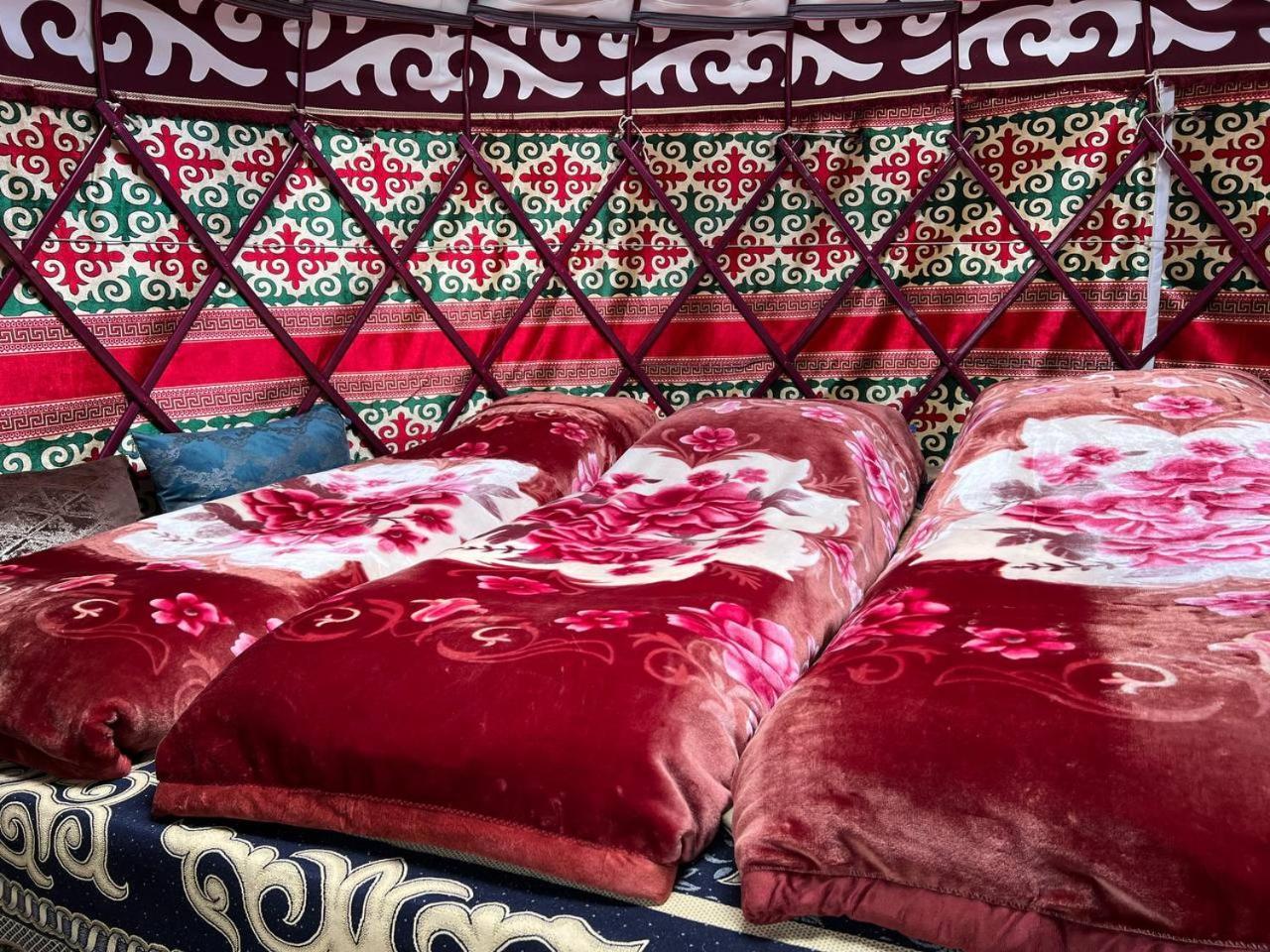 Ethno Yurt Camp Arashan Mineral'nyy Istochnik Mineral'nyy Istochnik Altyn-Arasan Esterno foto