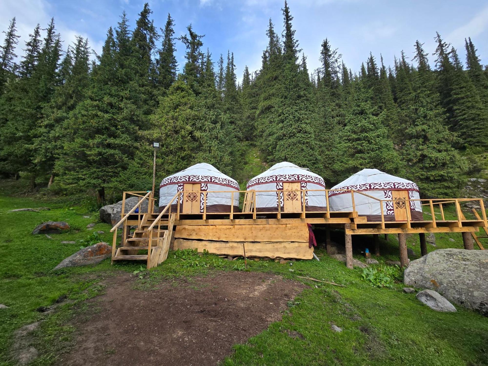 Ethno Yurt Camp Arashan Mineral'nyy Istochnik Mineral'nyy Istochnik Altyn-Arasan Esterno foto
