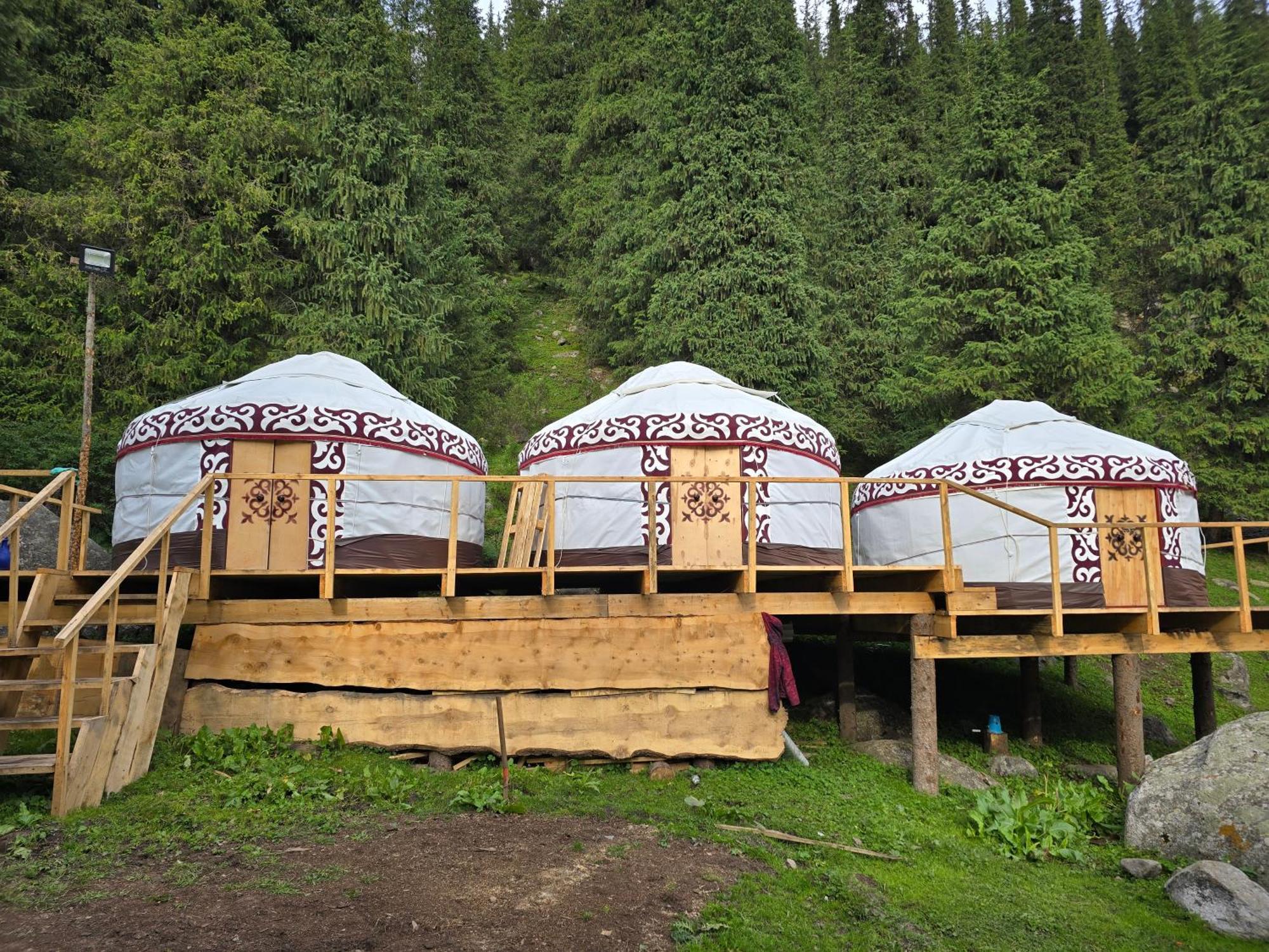 Ethno Yurt Camp Arashan Mineral'nyy Istochnik Mineral'nyy Istochnik Altyn-Arasan Esterno foto
