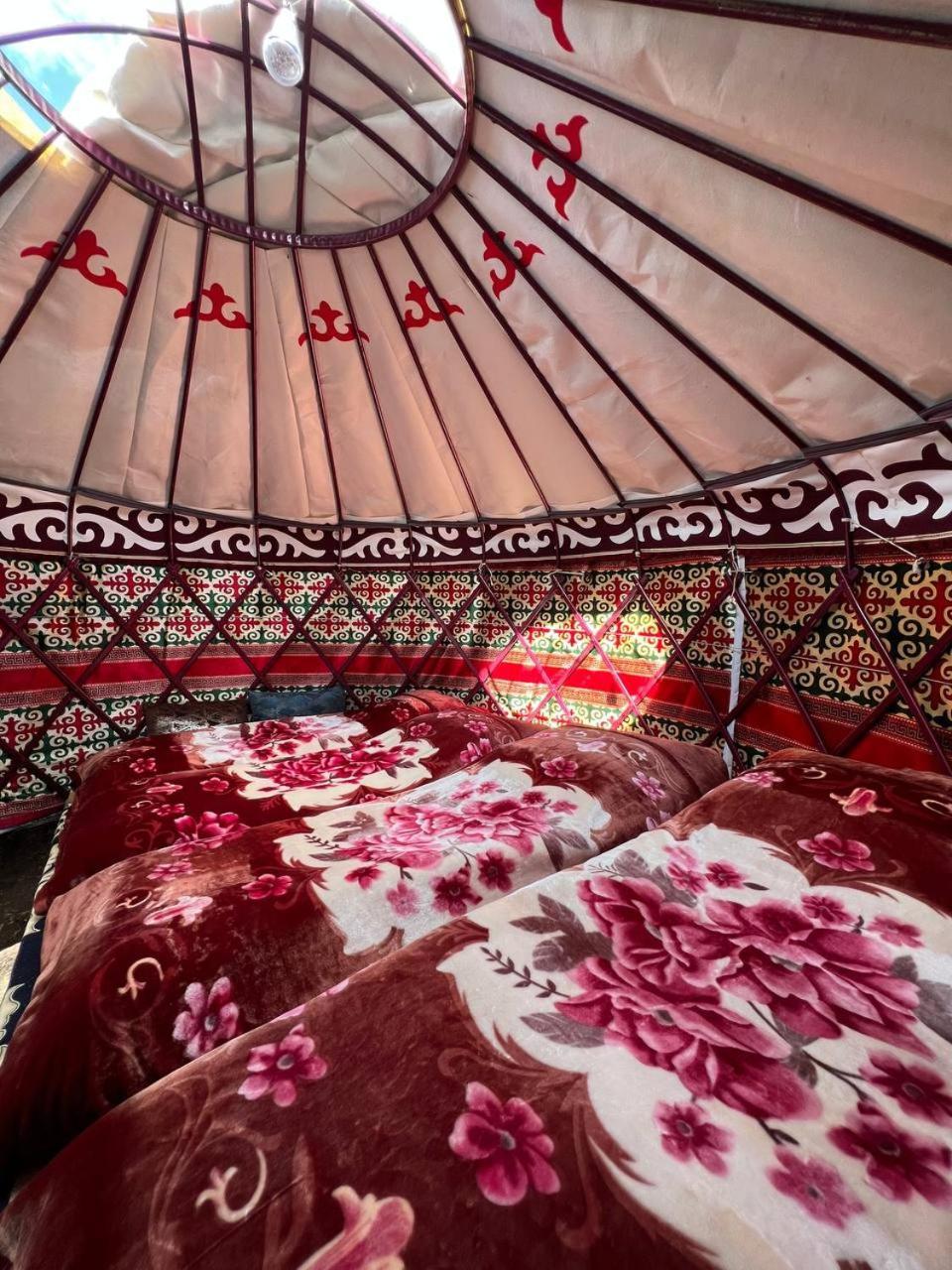 Ethno Yurt Camp Arashan Mineral'nyy Istochnik Mineral'nyy Istochnik Altyn-Arasan Esterno foto